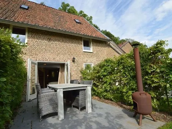 Comfy Holiday Home near Forest in Slenaken