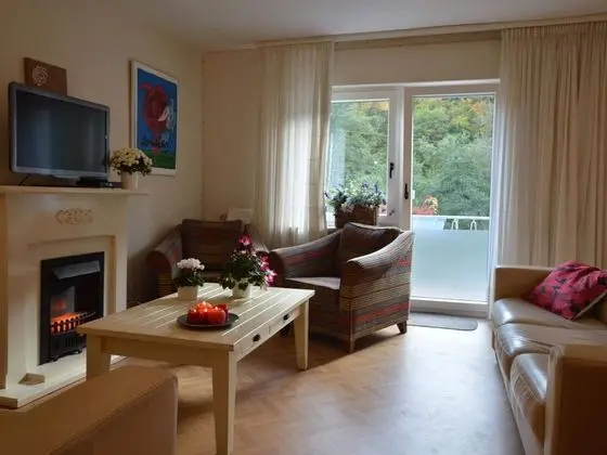 Comfy Holiday Home in Veldenz With Parking - Öne Çıkan Resim