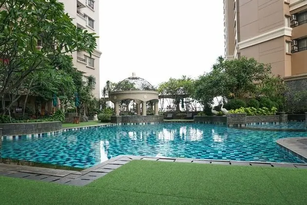 Comfy and Homey 2BR at Mediterania Marina Ancol Apartment