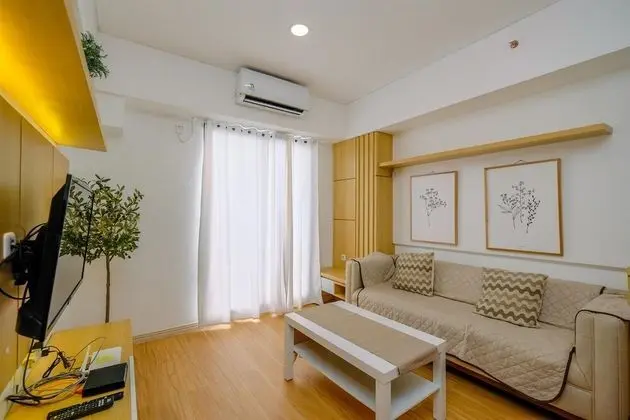 Comfy And Homey 2Br At Meikarta Apartment - İç Mekan