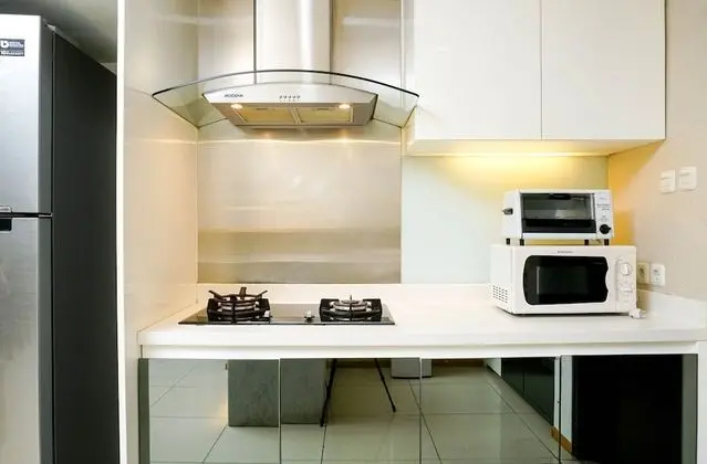 Comfy Luxurious 3BR Gandaria Heights Apartment - Mutfak