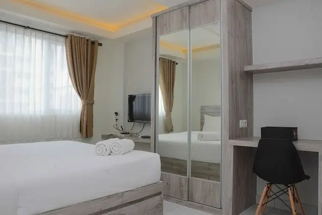 Comfy and Minimalist Studio at Amethyst Apartment - İç Mekan