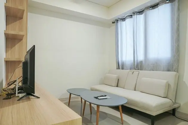 Comfy and Modern 2BR at Meikarta Apartment - İç Mekan
