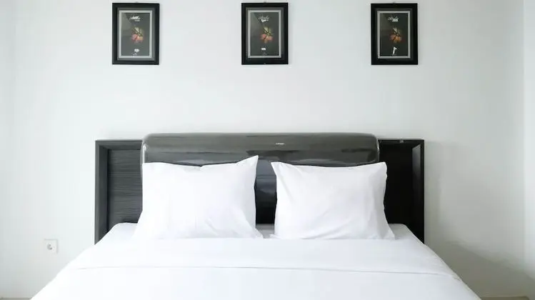 Comfy And Modern Studio (No Kitchen) At Orchard Supermall Mansion Apartment