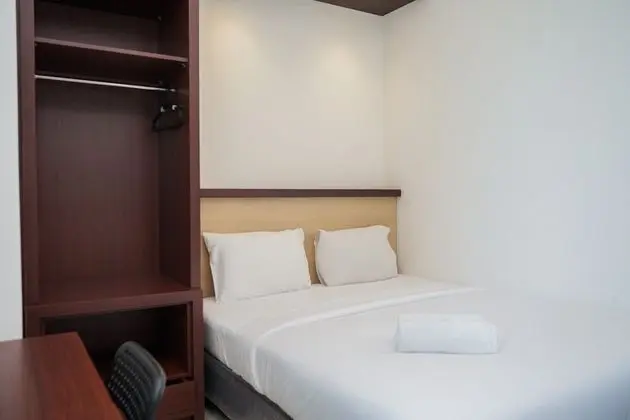 Comfy and Nice Studio at Tree Park City BSD Apartment