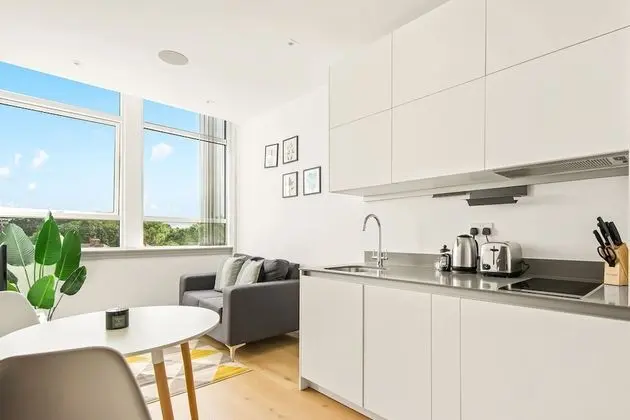 Comfy One Bedroom Apartment in Harrow - Mutfak
