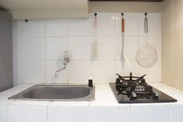 Comfy & Scenic Studio Apartment At Parahyangan Residence Near Unpar - Mutfak