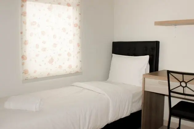 Comfy And Spacious 2Br At Springlake Summarecon Apartment Bekasi - Öne Çıkan Resim