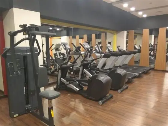 Comfy And Strategic Studio Signature Park Grande Apartment - Fitness
