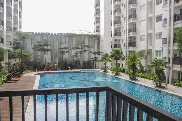 Comfy And Strategic Studio Signature Park Grande Apartment - Havuz