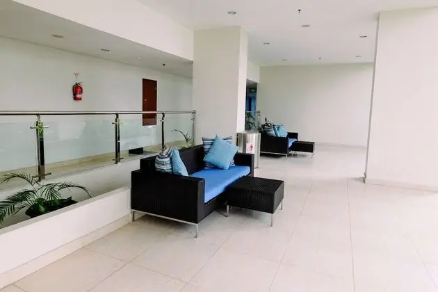 Comfy Studio at Capitol Park Apartment - Lobi