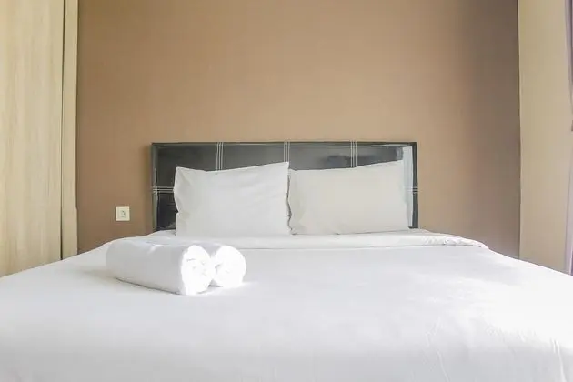 Comfy Studio at Casa De Parco Apartment - Oda