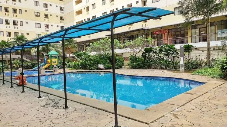 Comfy Studio Room Apartment at Kebagusan City