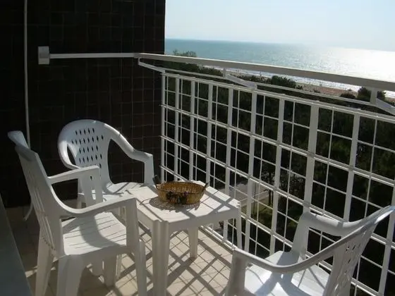 Comfy Studio With Terrace and Stunning Seaview