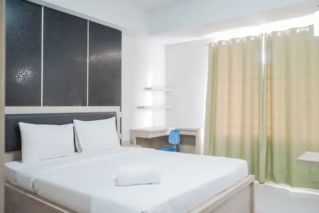 Comfy Studio at Trimezia Beverly Apartment By Travelio