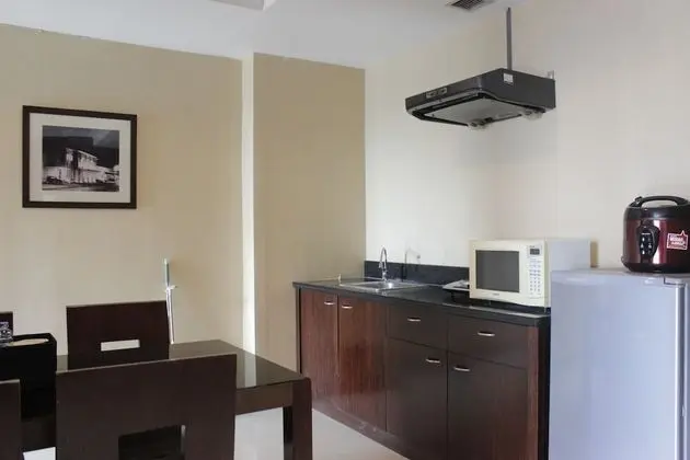 Comfy & Well Appointed 3BR at Galeri Ciumbuleuit 1 - Mutfak