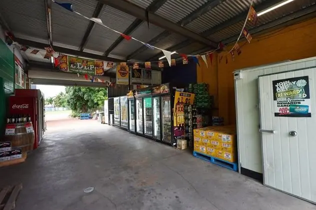 Commercial Hotel - Genel