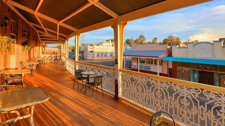 Commercial Travellers House
