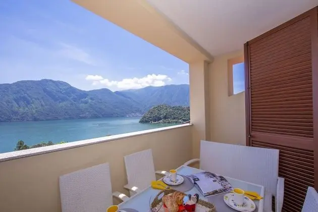 Como Lake Modern apartment Ulivi