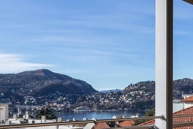 Como Luxury Lake View Spa