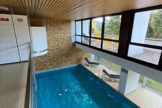 Compact Apartment in Bad Herrenalb With Forest Views - Havuz