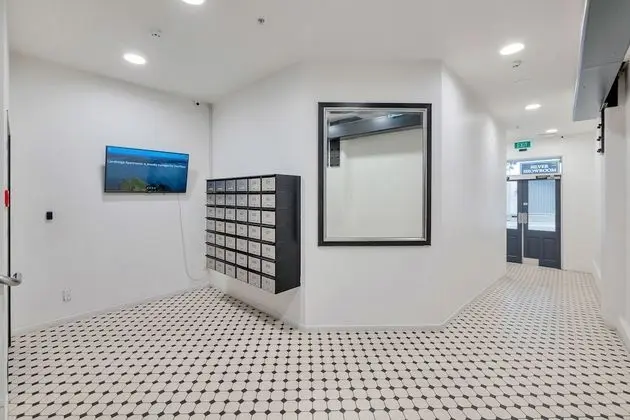 Compact & Budget City Apartment with Air-con - İç Mekan