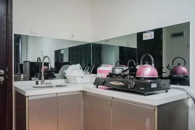 Compact and Cozy Studio at Brooklyn Alam Sutera Apartment - Mutfak
