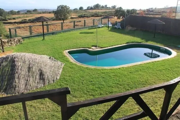 Complejo Rural Finca Valvellidos - Havuz