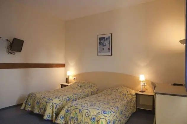 Complexe Hôtelier Regain - Oda