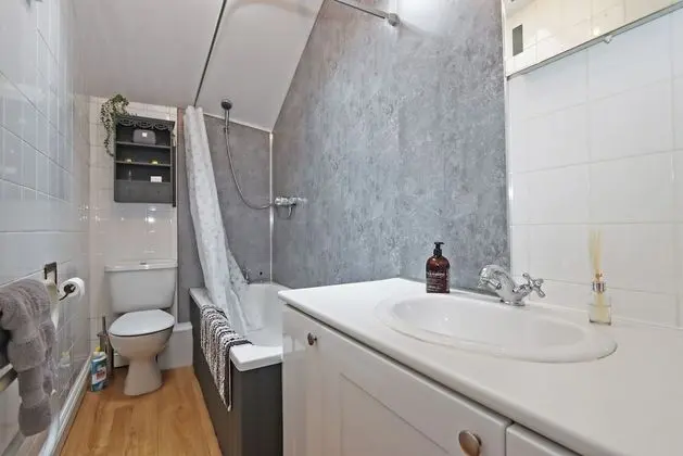 Compton House Snug - Banyo Tipleri