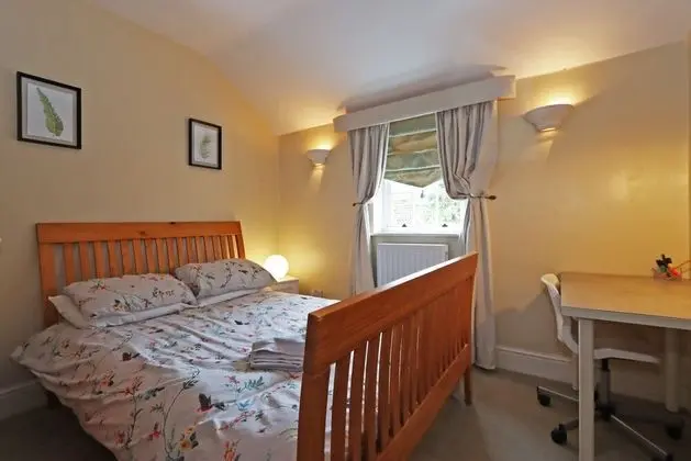 Compton House Snug - Oda