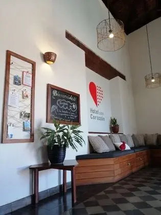 Hotel con Corazón - Lobi