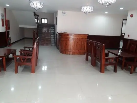 Con Dao Tan Son Nhat Hotel - Lobi