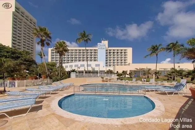 Condado Lagoon Villas at Paseo Caribe - Havuz