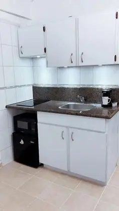 Condado Tropic Sun Apartment B - Mutfak