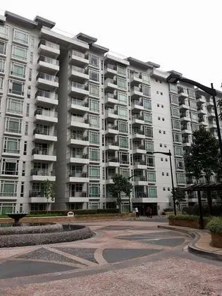 Condo 101 Newport Boulevard