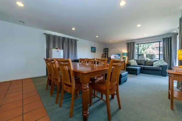 Condo 105 at Horizons Golf Resort - Salamander Bay NSW - Yerinde Yemek