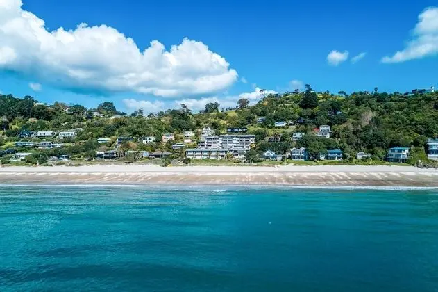 Condo on the Beach at the Sands Onetangi
