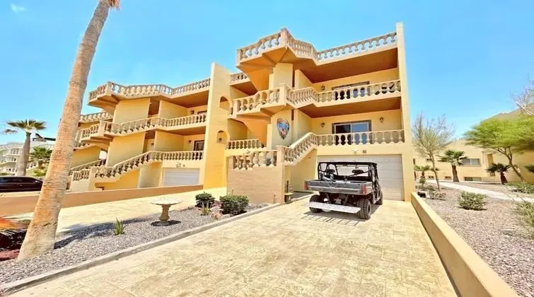 Condo Bella Vita by Kivoya