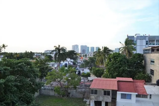 Condo Niza 266 by MDR