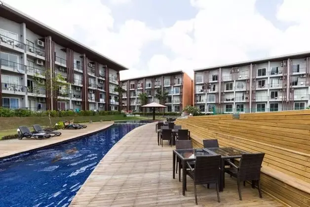 Condo Studio B at Replay E305 - Dış Mekan