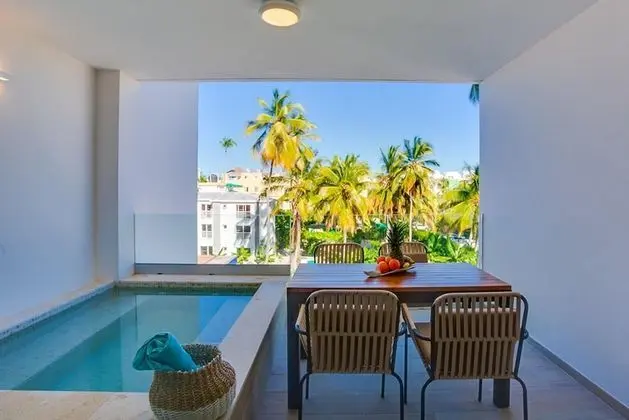 Condo w Private Picuzzi Best Location Los Corales