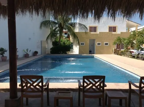 Hotel & Condominios Jaroje