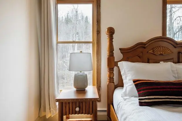 Condor by Avantstay Gorgeous Mountain Home w/ Hot Tub & Sauna - İç Mekan
