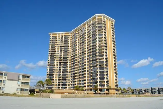 Condos by Beach Vacations North - Plaj