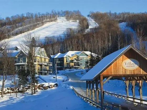 Hotel & Condos Mont Blanc