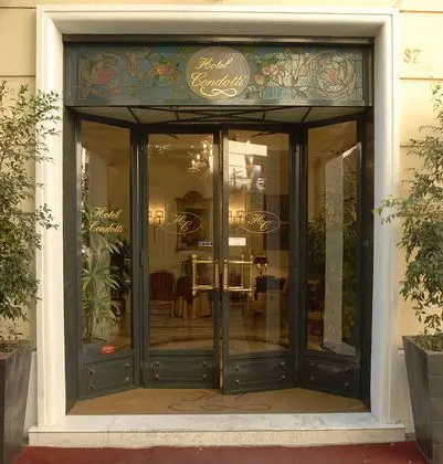 Hotel Condotti