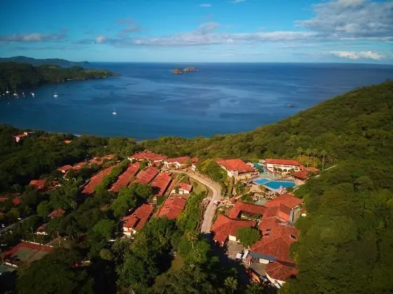 Condovac La Costa Club Y Hotel