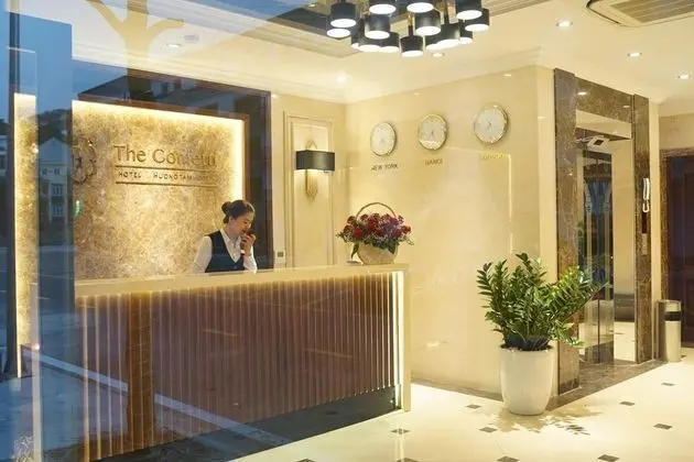 The Confetti Hotel - Lobi