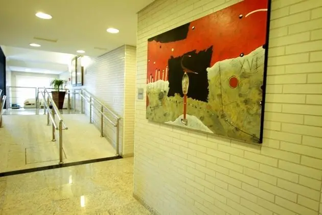 Hotel Confiance Prime Batel - Lobi